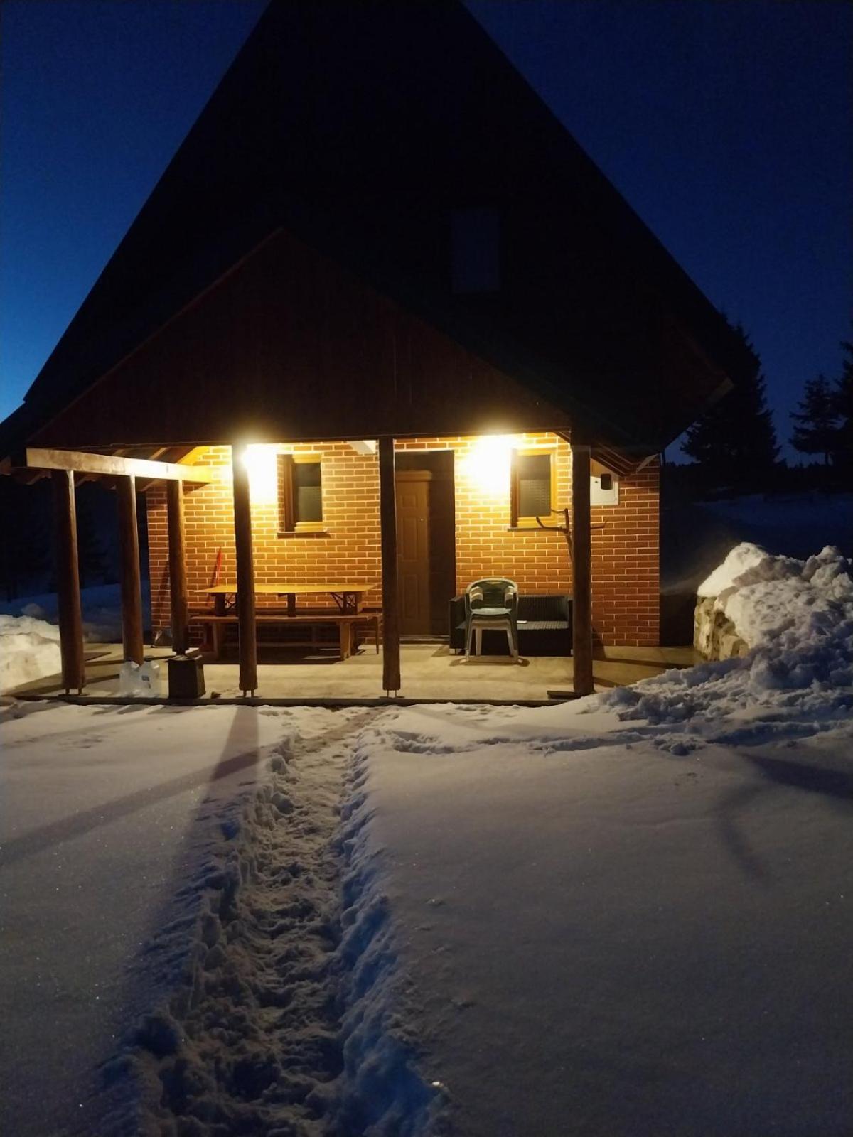 House In Forest 자블야크 외부 사진
