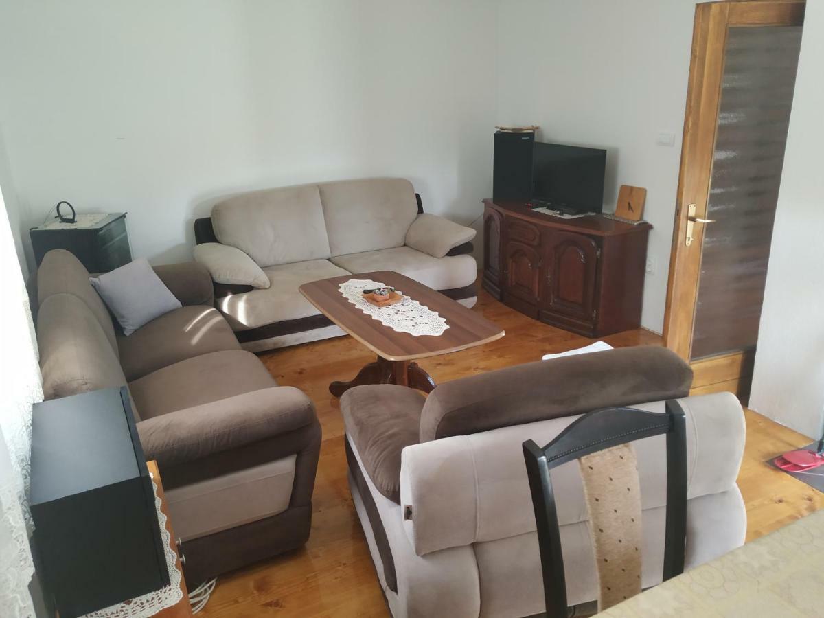 House In Forest 자블야크 외부 사진